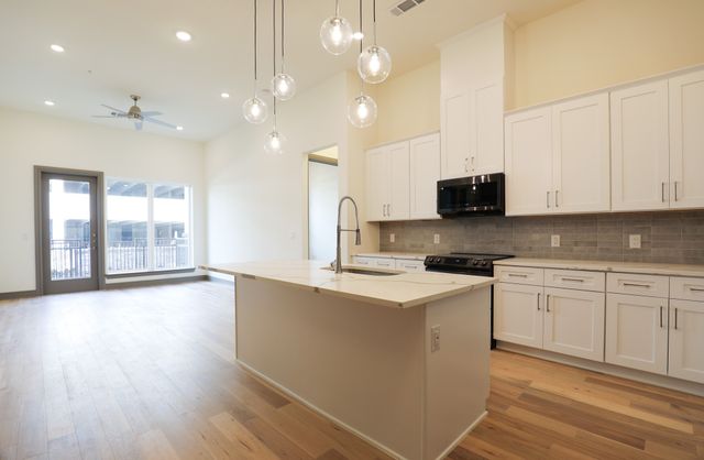 2700 Old Denton Road 1054, Carrollton, TX 75007