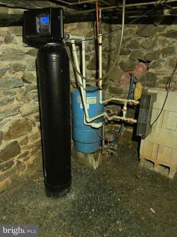 531 KUTZTOWN RD, Myerstown, PA 17067