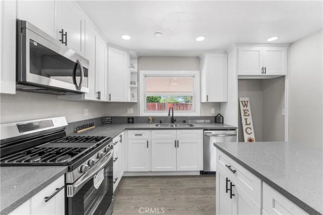 318 W Avenue J10, Lancaster, CA 93534