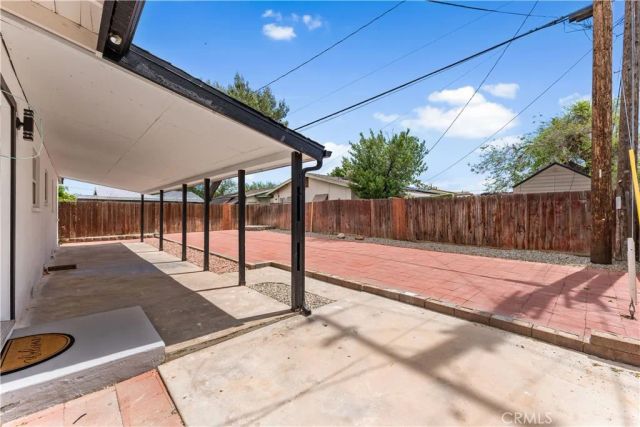 318 W Avenue J10, Lancaster, CA 93534