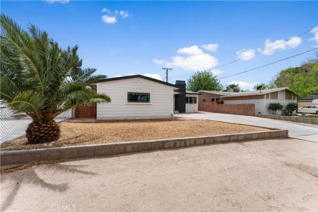 318 W Avenue J10, Lancaster, CA 93534