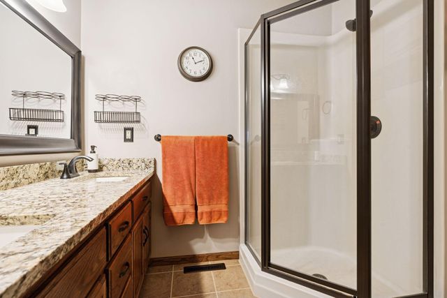 34914 Linden Avenue, Lindstrom, MN 55045