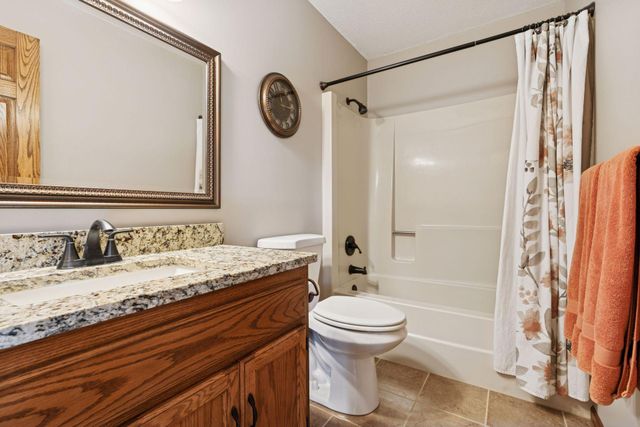 34914 Linden Avenue, Lindstrom, MN 55045