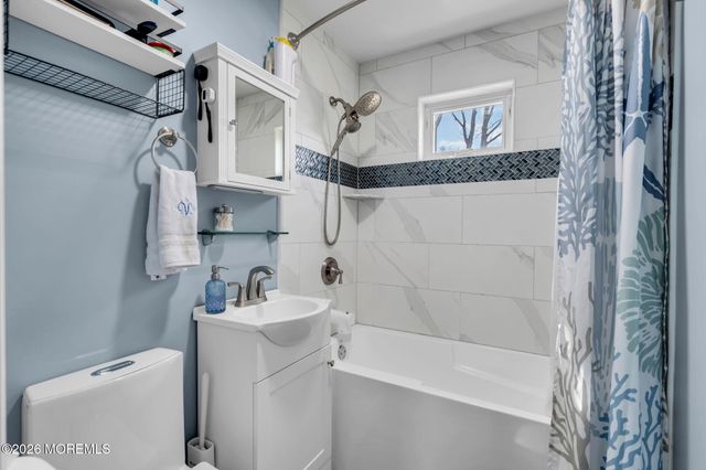 965 Gloucester Avenue, Brick, NJ 08723