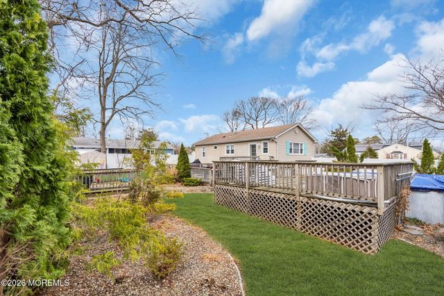 965 Gloucester Avenue, Brick, NJ 08723