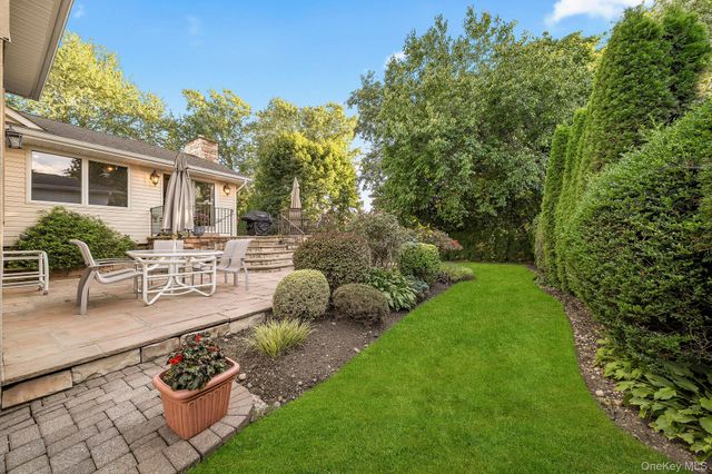 14 Kay Street, Jericho, NY 11753