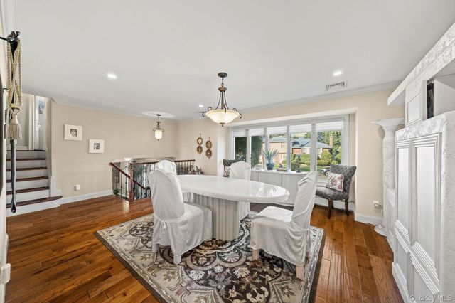 14 Kay Street, Jericho, NY 11753