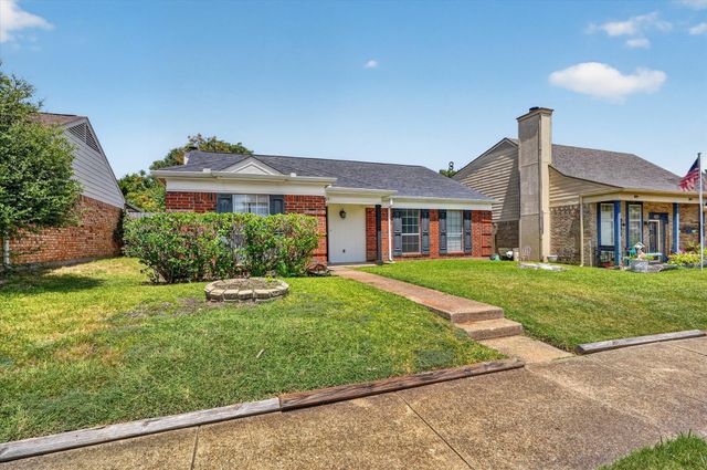1809 Smokey Mountain Trail, Mesquite, TX 75149