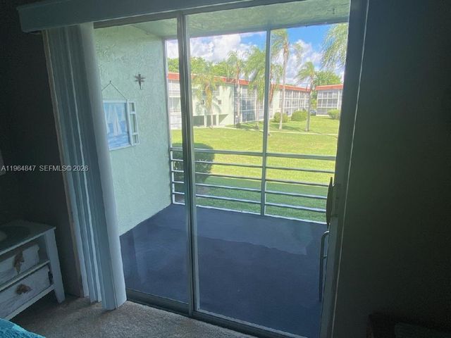 3000 Springdale Blvd V207, Palm Springs, FL 33461