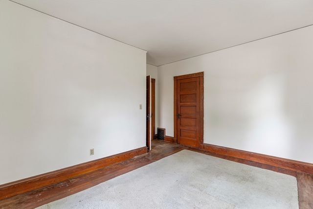 24 Mt Vernon St, Reading, MA 01867
