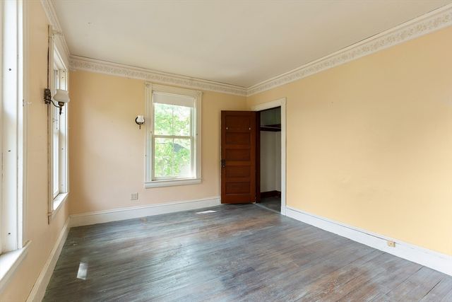 24 Mt Vernon St, Reading, MA 01867