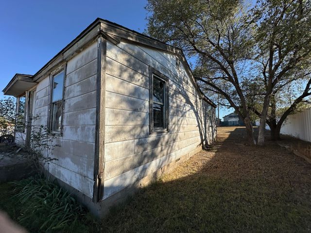 1313 NW 15TH Avenue, Amarillo, TX 79107