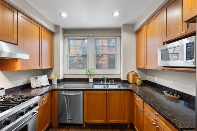 20 Madison Avenue 213, San Mateo, CA 94402