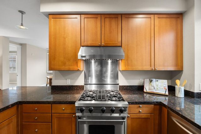 20 Madison Avenue 213, San Mateo, CA 94402