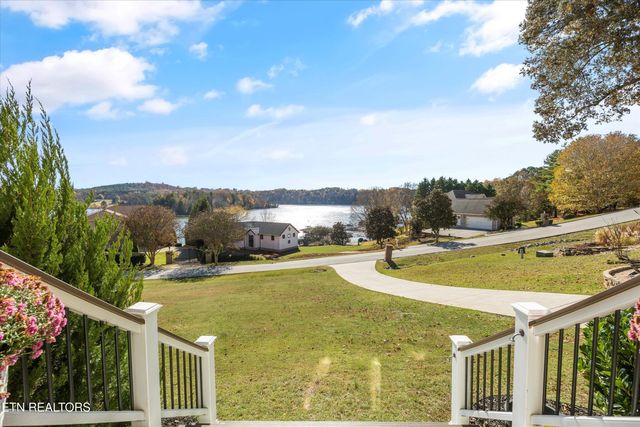 115 Southcove Drive, Greenback, TN 37742