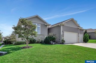 900 N 95th Street, Lincoln, NE 68505