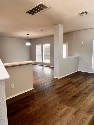 2049 Rachel LN, Round Rock, TX 78664