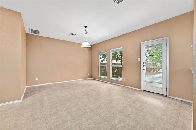 2049 Rachel LN, Round Rock, TX 78664