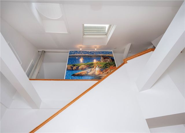 1 Oakwood Terrace 7, Newport, RI 02840