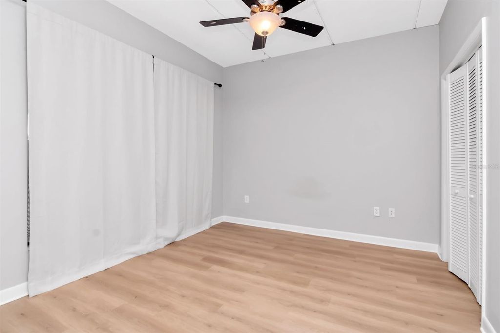 Image 16 of property listing at 1621 E 4TH AVENUE 202, Tampa, FL 33605