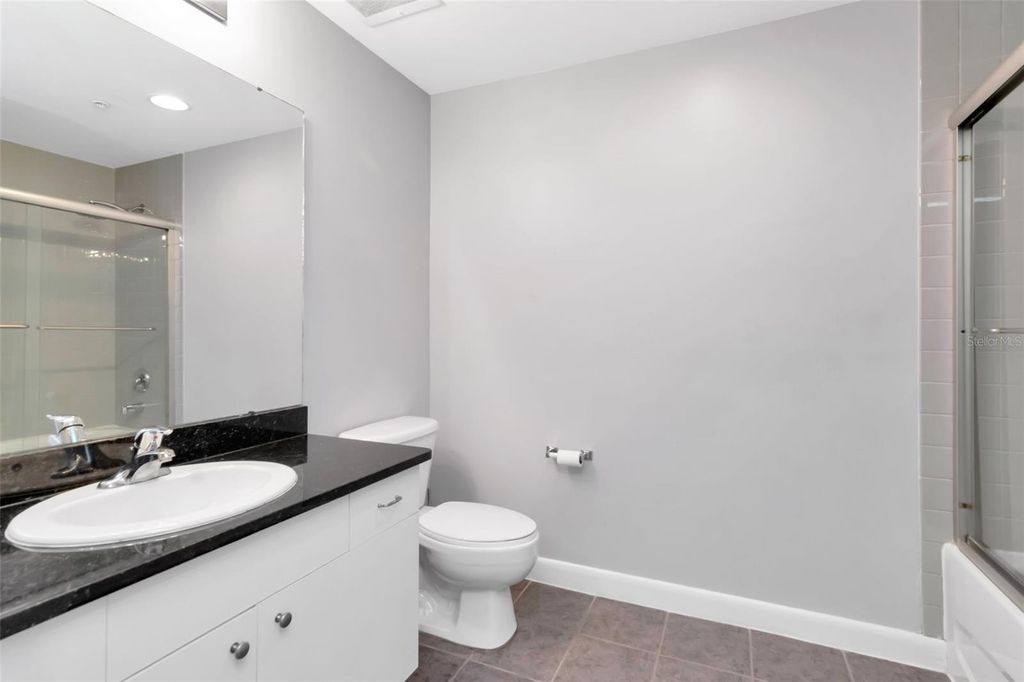 Image 18 of property listing at 1621 E 4TH AVENUE 202, Tampa, FL 33605