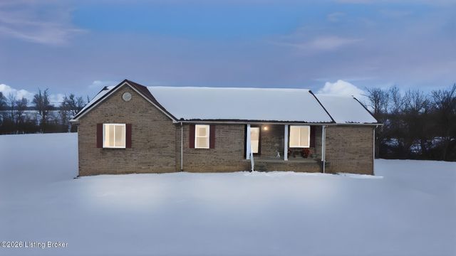 82 N Sunset Ave, Cecilia, KY 42724