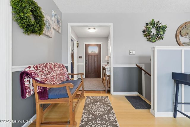 82 N Sunset Ave, Cecilia, KY 42724