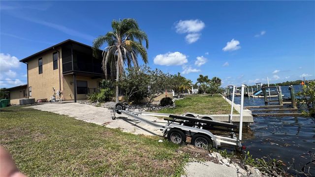 18566 ARAPAHOE CIRCLE, Port Charlotte, FL 33948