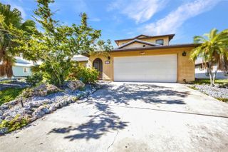 18566 ARAPAHOE CIRCLE, Port Charlotte, FL 33948