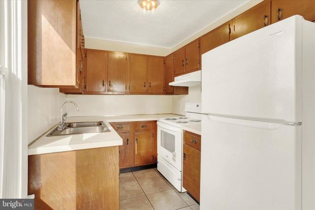 100 ROSEGLEN RD, Duncannon, PA 17020