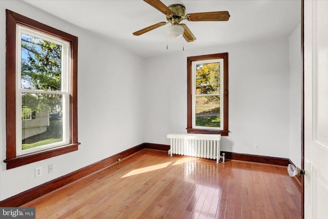 100 ROSEGLEN RD, Duncannon, PA 17020