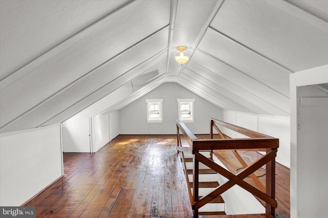 100 ROSEGLEN RD, Duncannon, PA 17020