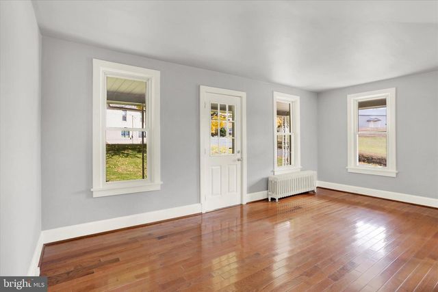 100 ROSEGLEN RD, Duncannon, PA 17020