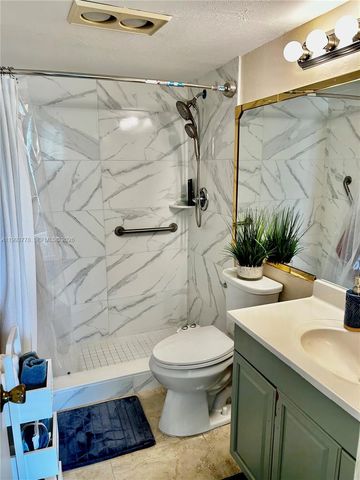 411 S Hollybrook Dr 105, Pembroke Pines, FL 33025