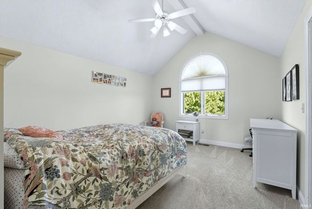 303 Hunters Ridge, Auburn, IN 46706