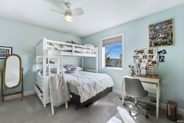 303 Hunters Ridge, Auburn, IN 46706