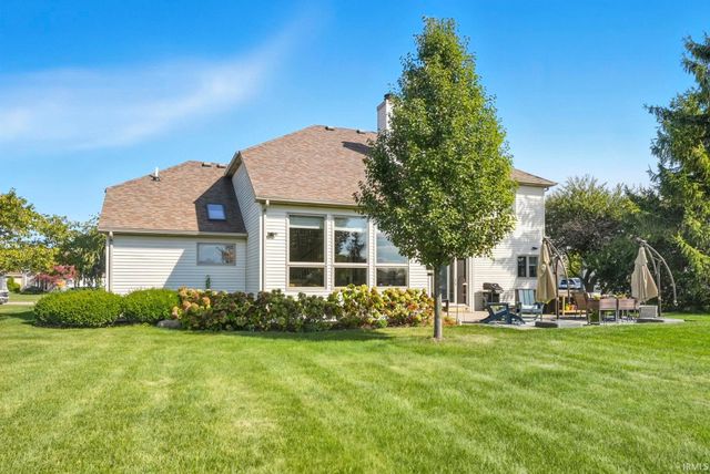 303 Hunters Ridge, Auburn, IN 46706