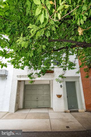 2204 MANNING ST, Philadelphia, PA 19103