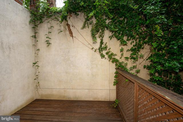 2204 MANNING ST, Philadelphia, PA 19103