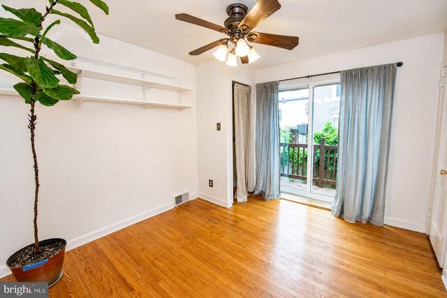 2204 MANNING ST, Philadelphia, PA 19103