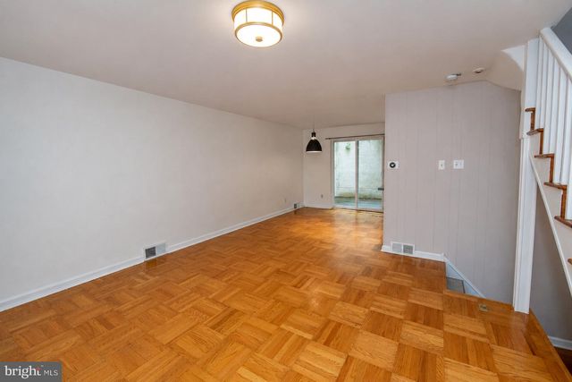 2204 MANNING ST, Philadelphia, PA 19103