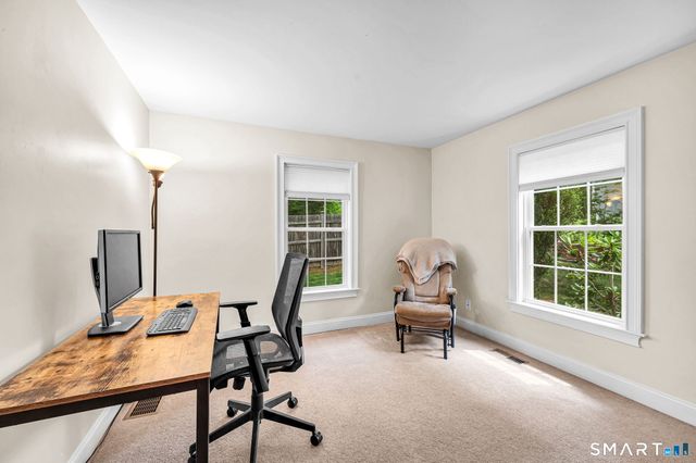 73 School Street, Avon, CT 06001
