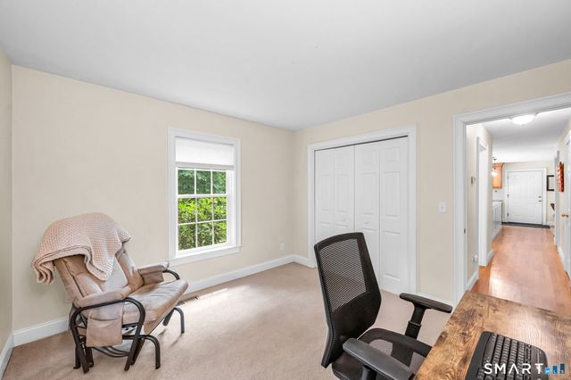 73 School Street, Avon, CT 06001