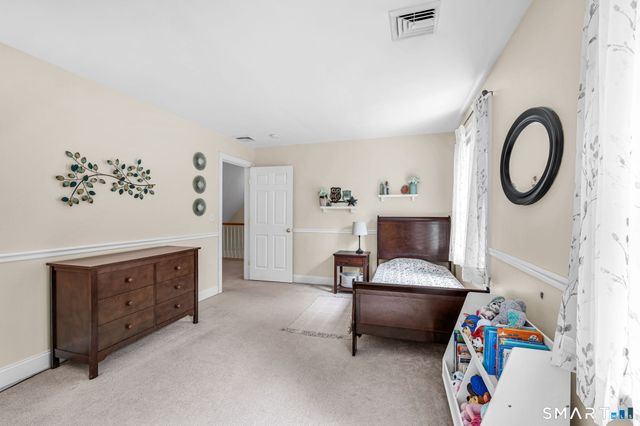 73 School Street, Avon, CT 06001