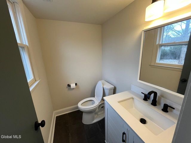 238 Ward Avenue, Schenectady, NY 12304