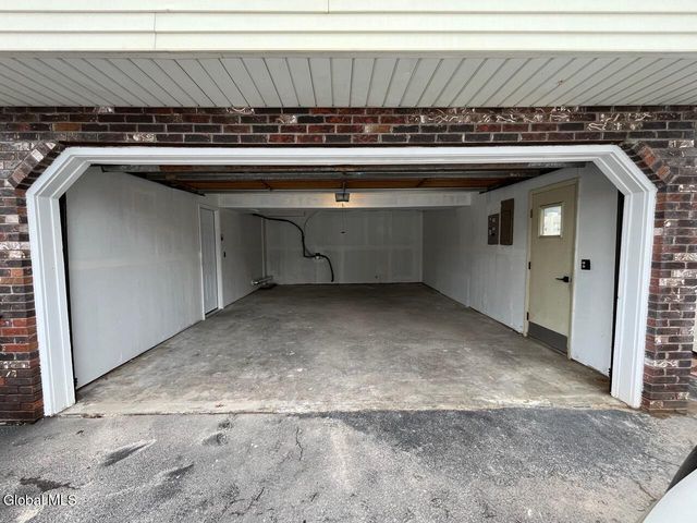 238 Ward Avenue, Schenectady, NY 12304