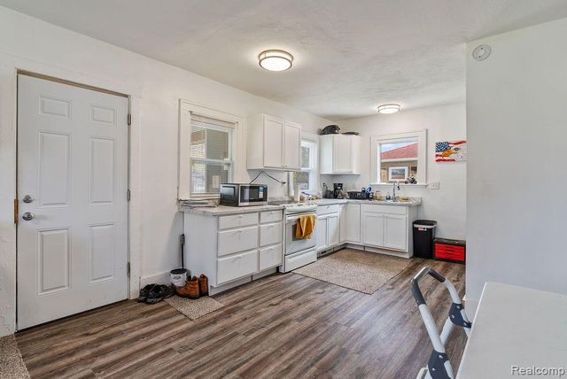 1717 Wolcott Street, Flint, MI 48504