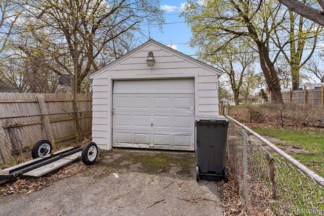 1717 Wolcott Street, Flint, MI 48504