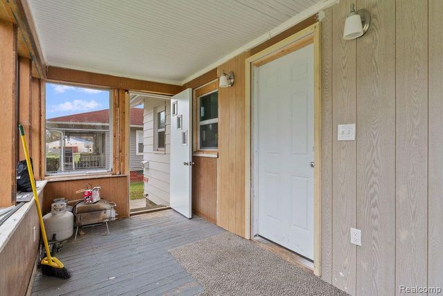 1717 Wolcott Street, Flint, MI 48504