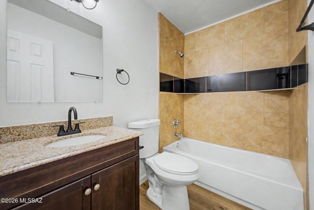 2709 E Norton Vista, Tucson, AZ 85713